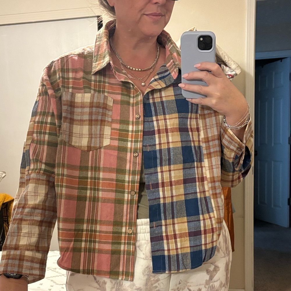 Oli & Hali Plaid Mixed Color Flannel-Size Small - Picture 6 of 6